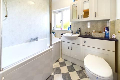 21 Frethern Close, Burford, OX18 4NS