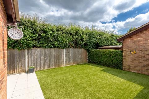 4 bedroom detached house for sale, The Cleavers, Toddington, Bedfordshire, LU5