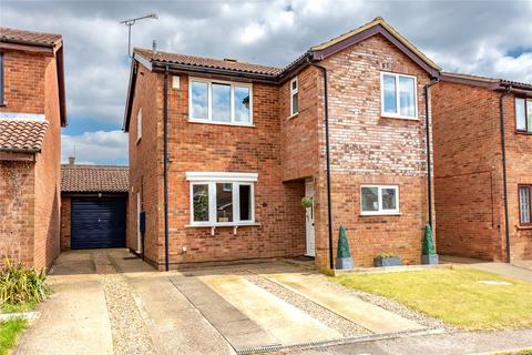4 bedroom detached house for sale, The Cleavers, Toddington, Bedfordshire, LU5