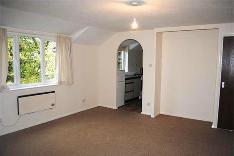 Studio to rent, Coachmans Lane, Baldock