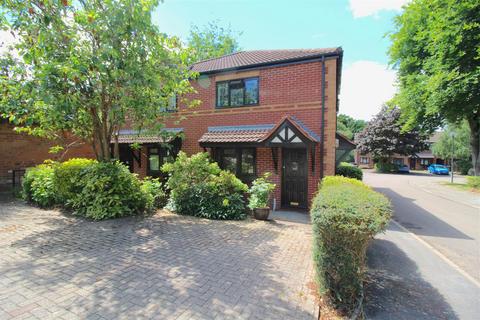 1 bedroom flat for sale, The Cedars, Birmingham B25