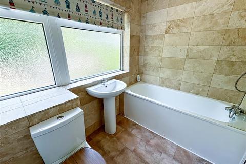95 Colebrook Road, Wick, Littlehampton, BN17 7NU