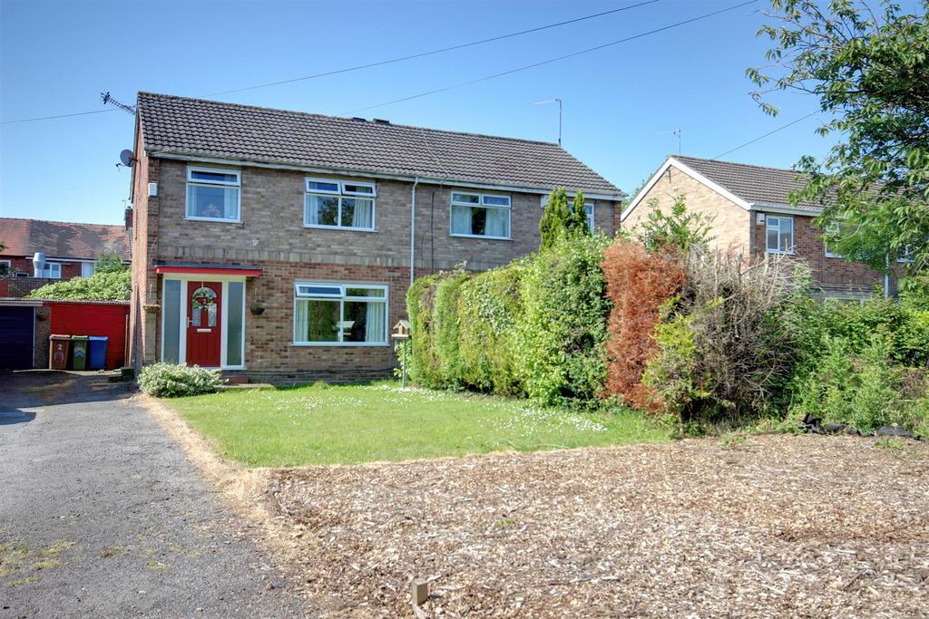 Setterwood Garth, Willerby, Hull 3 bed semidetached house for sale £