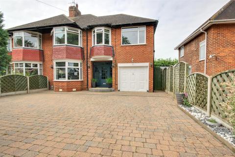 5 bedroom semi-detached house for sale, Wolfreton Lane, Willerby, Hull