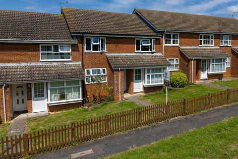 2 bedroom maisonette for sale, Hillary Close, Aylesbury HP21