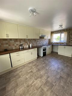 2 bedroom terraced house to rent, Queens Park, Mold