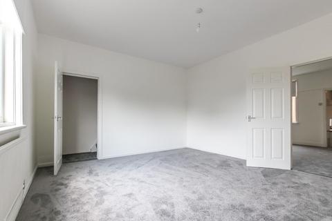 1 bedroom apartment for sale, Park Terrace, Killingworth, Newcastle Upon Tyne