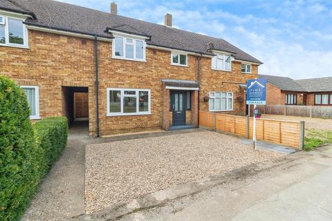 3 bedroom terraced house for sale, Vandyke Road, Leighton Buzzard, Bedfordshire