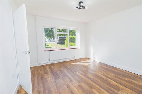 3 bedroom terraced house for sale, Vandyke Road, Leighton Buzzard, Bedfordshire