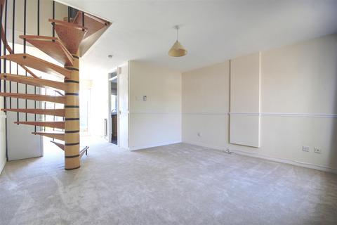 3 bedroom house to rent, Edinburgh Drive, St. Ives