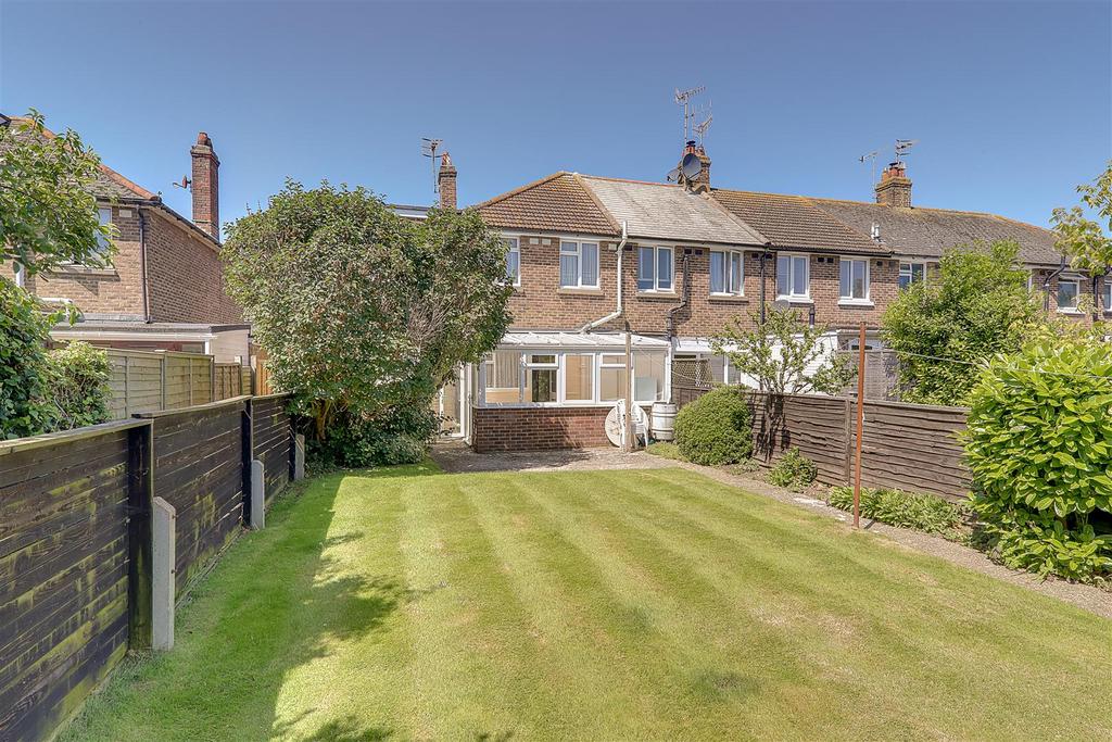 St. Andrews Road, Worthing 5 bed end of terrace house for sale £425,000