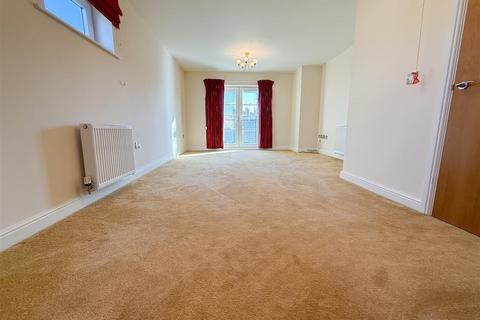 2 bedroom apartment for sale, Grenoside Grange Close, Grenoside, S35
