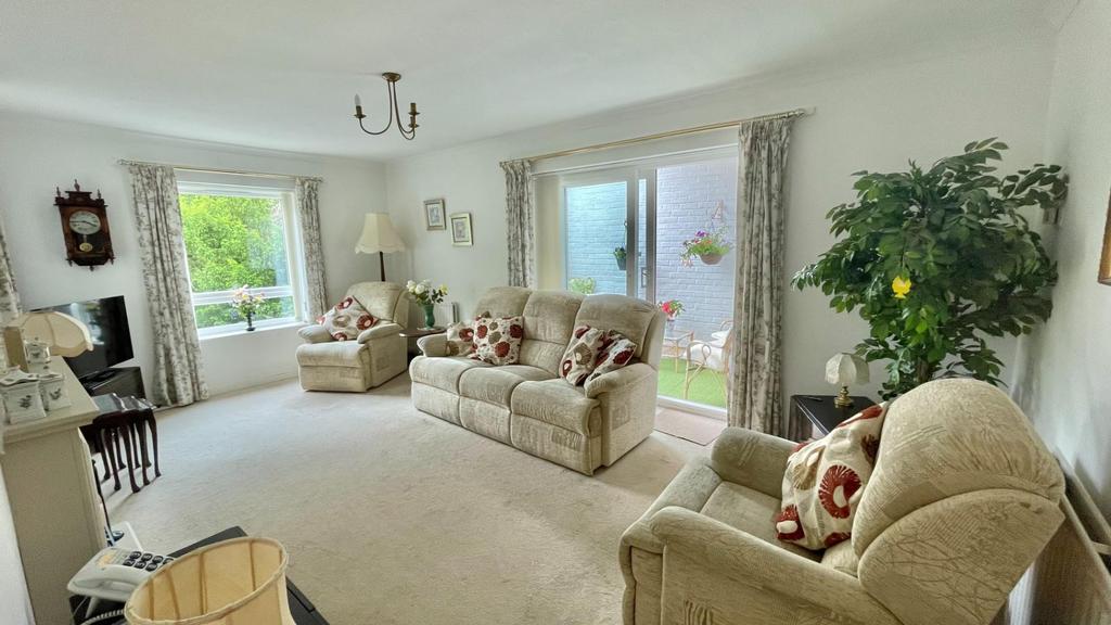 Road, StratforduponAvon 3 bed apartment for sale £325,000