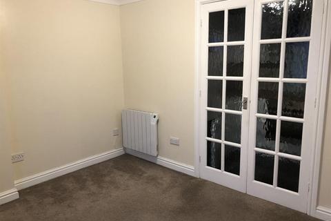 1 bedroom flat to rent, Forge Road, Rugeley, WS15 2JP