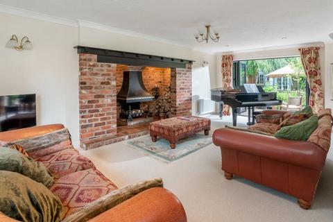 5 bedroom detached house for sale, Pine Close, Shottery, Stratford-upon-Avon
