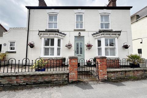 The Old Manse, Market Place, Tetney, Nr. Grimsby, N.E. Lincs, DN36 5NN