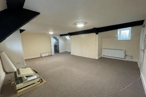 1 bedroom apartment to rent, Dolphin Court, High Street, Honiton