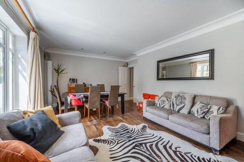 3 bedroom apartment for sale, Abbots Walk, London W8