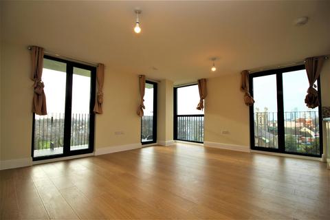 2 bedroom apartment to rent, 450 High Road, Ilford IG1