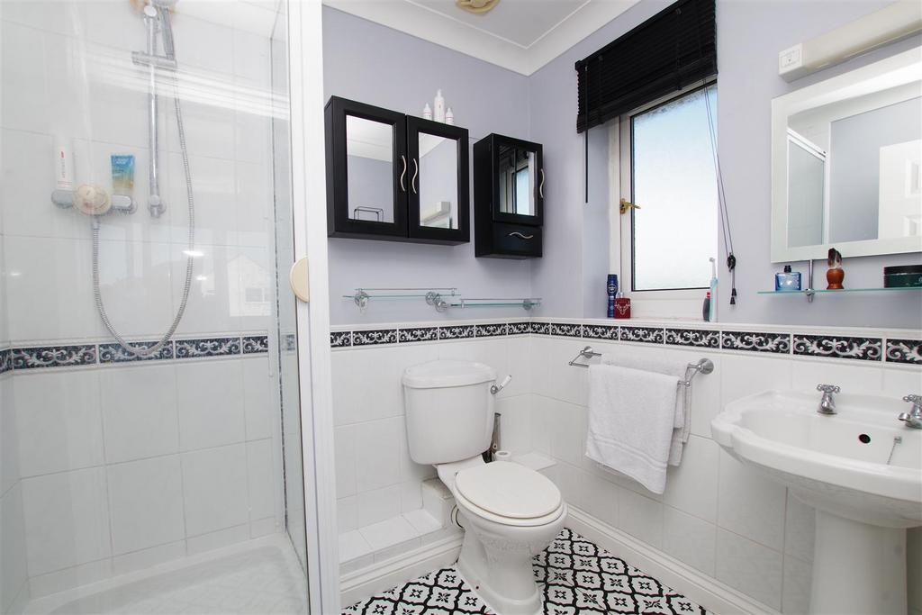 En-Suite Shower