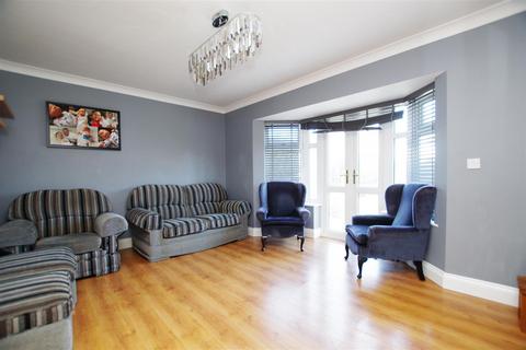 4 bedroom detached house for sale, Nythe Road, Swindon SN3