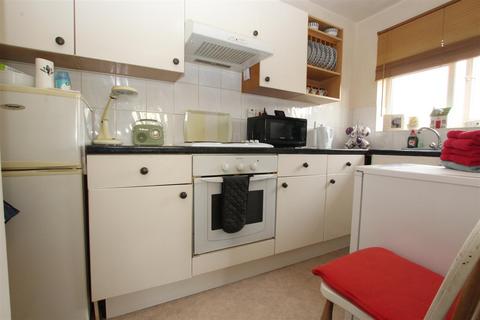 1 bedroom flat for sale, Sedgwick Road, Bishopstoke