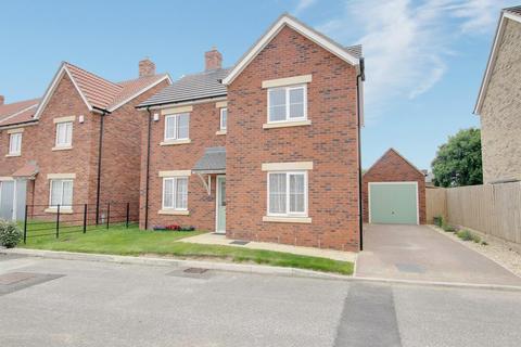 4 bedroom detached house for sale, Dales Avenue, Mablethorpe LN12