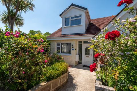 4 bedroom semi-detached house for sale, Strathwell Crescent, Whitwell, Ventnor