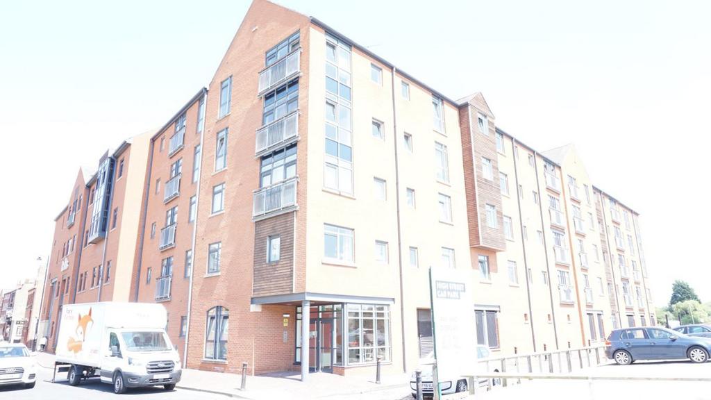 Flat 66 Trinity Wharf, Hull, HU1 1QE 2 bed flat £750 pcm (£173 pw)
