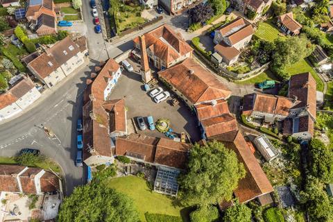 5 bedroom house for sale, The Old Brewery, Water Street, Mere