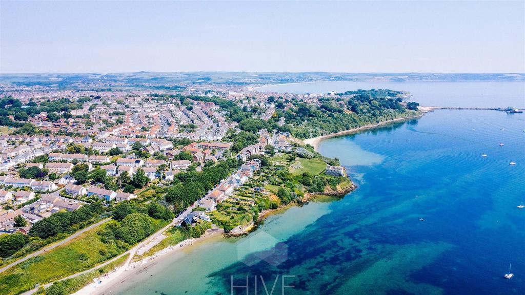 Close to Sandsfoot Beach