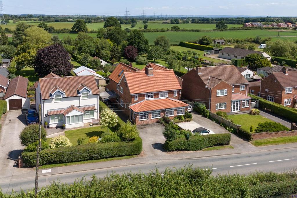 Easingwold Road, Huby 3 bed semidetached house for sale £465,000