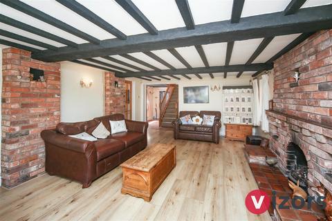 6 bedroom detached house for sale, Enfield Road, Hunt End, Redditch