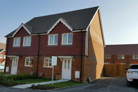 3 bedroom semi-detached house to rent, Burden Drive, Salisbury SP1