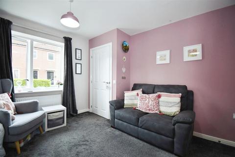 2 bedroom semi-detached house for sale, 11 Surbiton Close, Hull