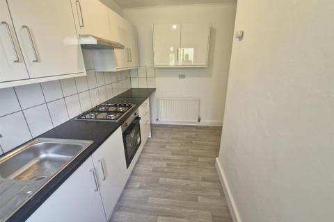 2 bedroom apartment to rent, Alexandra Road, London