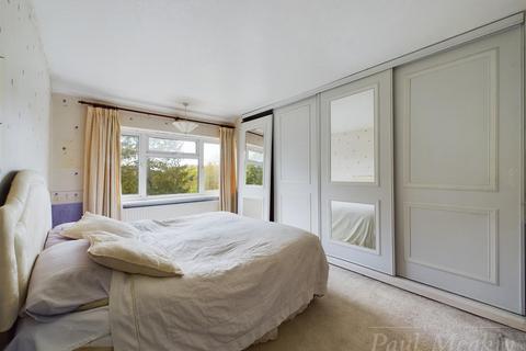 71 Littleheath Road, South Croydon, CR2 7SJ