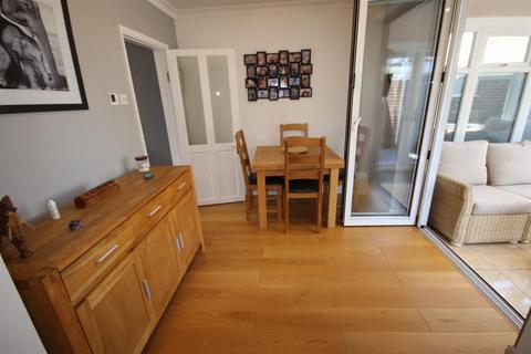 69a Ashby Road, Burton-on-trent, DE15 0NU