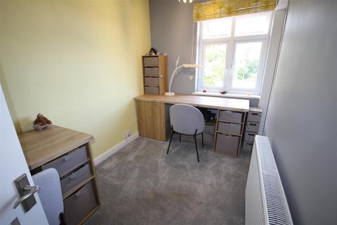 69a Ashby Road, Burton-on-trent, DE15 0NU