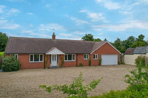 15 High Street, Broom, Alcester, B50 4HJ
