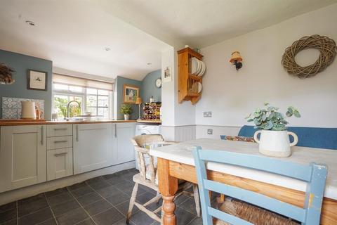 2 bedroom end of terrace house for sale, Carters Lane, Tiddington, Stratford-Upon-Avon