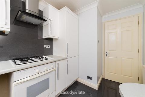 2 bedroom apartment for sale, London Road, St. Albans