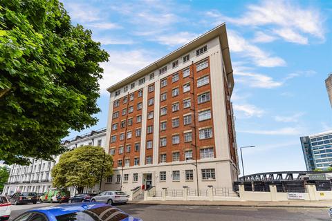 2 bedroom flat for sale, Orsett Terrace, London W2