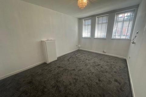 2 bedroom flat to rent, Seaview Road, Wallasey, CH45