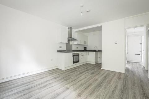 2 bedroom apartment to rent, Gough Walk, Poplar, E14