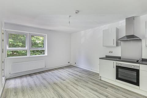 2 bedroom apartment to rent, Gough Walk, Poplar, E14