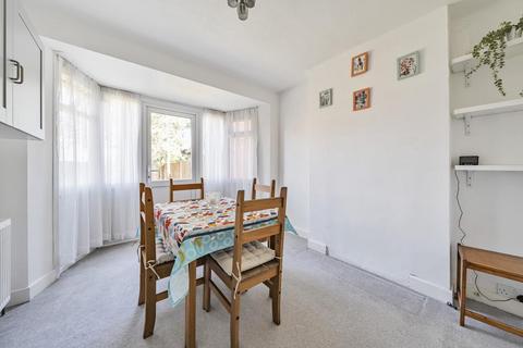 3 bedroom semi-detached house for sale, Broadcroft Avenue, Stanmore HA7