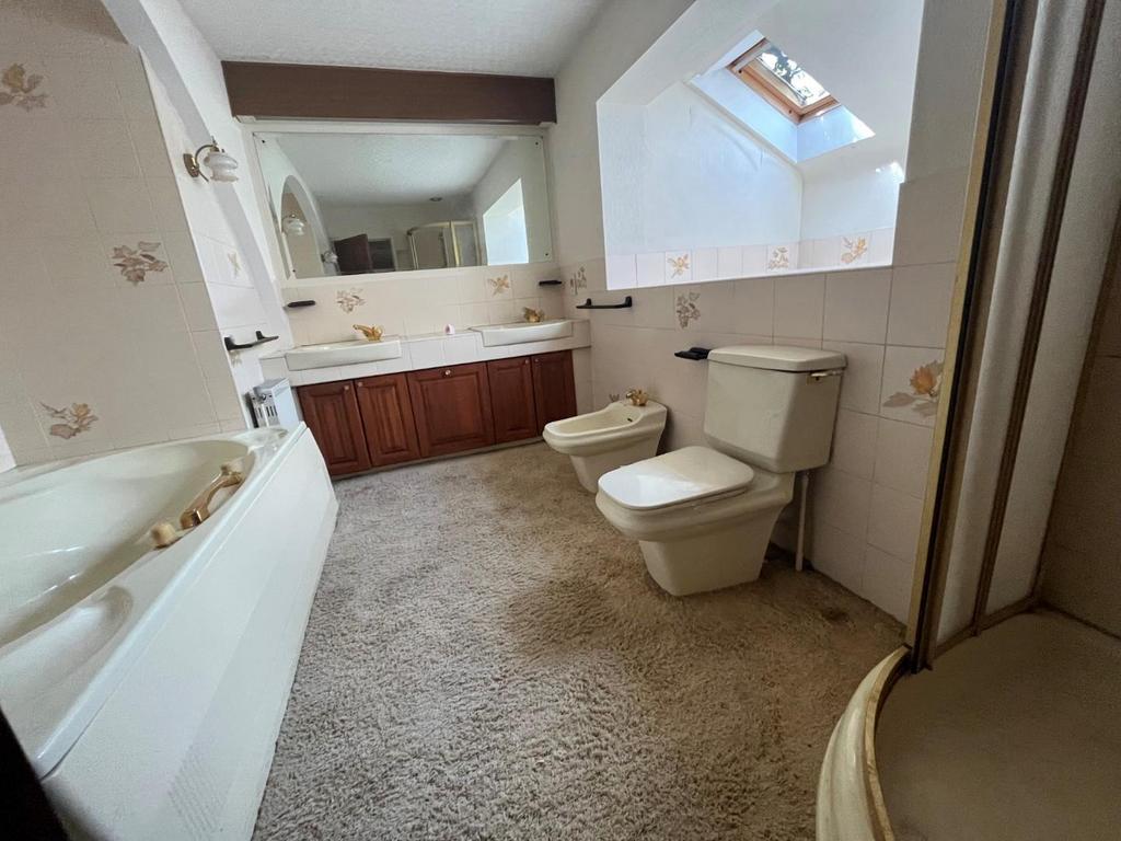 En suite 1.jpg
