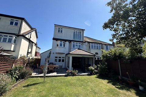 5 bedroom semi-detached house for sale, Western Road, Leigh-On-Sea