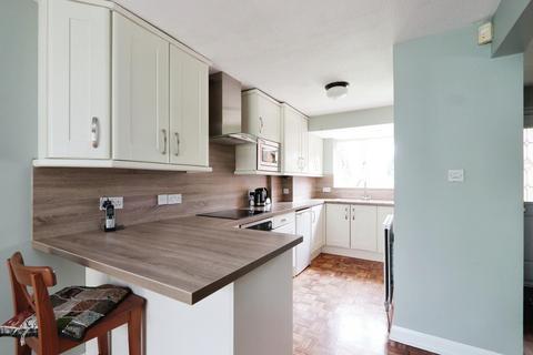 3 bedroom detached house for sale, Burncross Road, Chapeltown, Sheffield